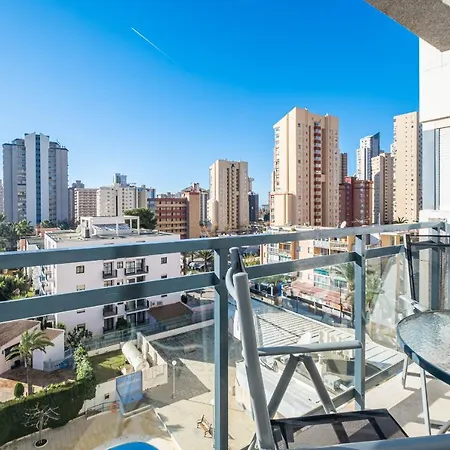 Kennedy Ii 5-c Levante Area Apartment