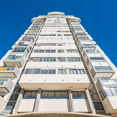 Kennedy Ii 5-c Levante Area Apartment
